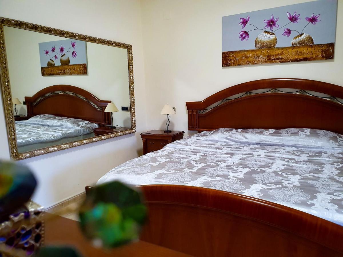 Villa Tres Palmeras En Alfaz Del Pi , Albir, Benidorm 알파스델피 외부 사진