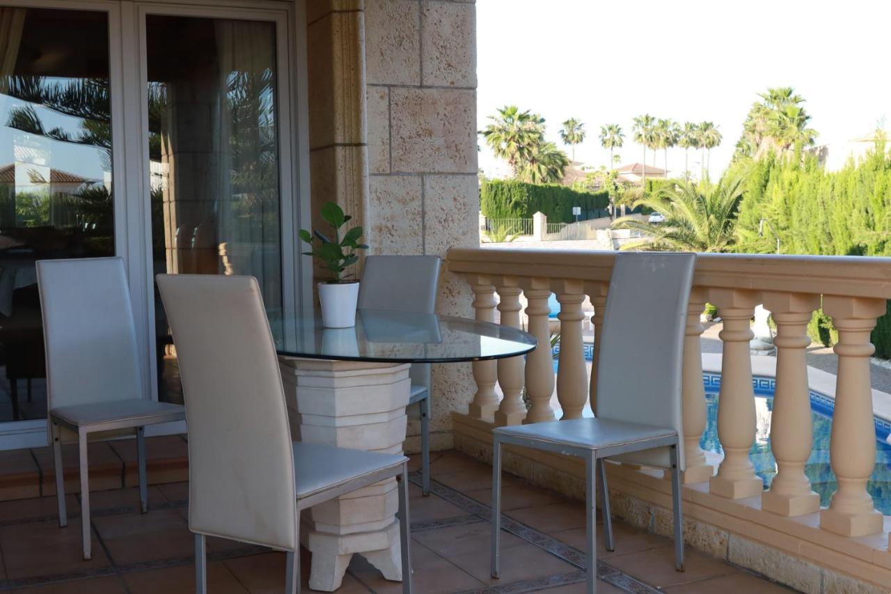 Villa Tres Palmeras En Alfaz Del Pi , Albir, Benidorm 알파스델피 외부 사진