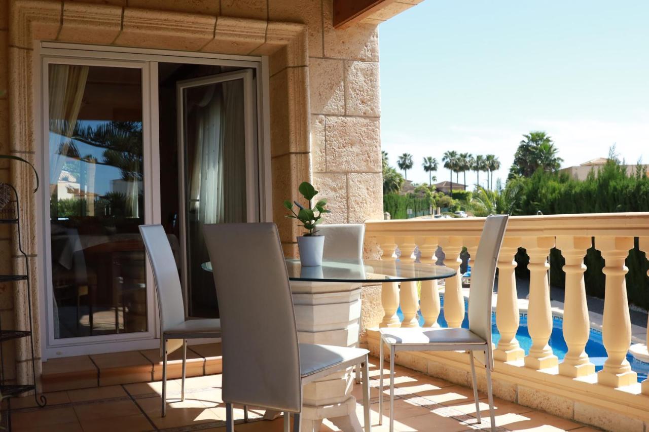 Villa Tres Palmeras En Alfaz Del Pi , Albir, Benidorm 알파스델피 외부 사진